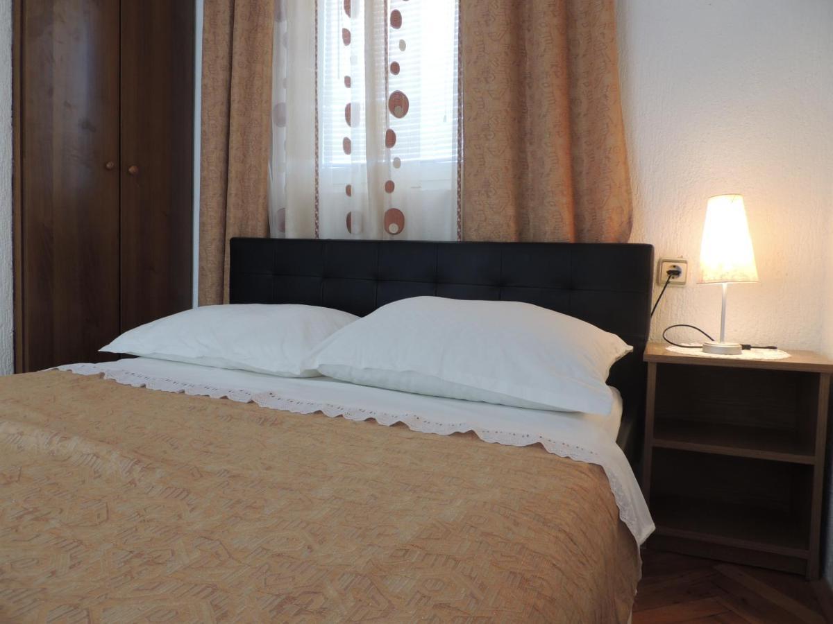 Apartman Husic Pag Town Buitenkant foto