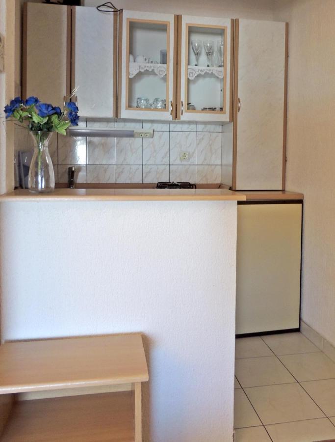 Apartman Husic Pag Town Buitenkant foto