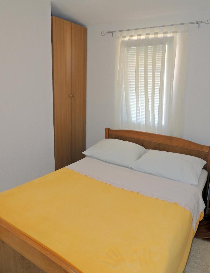 Apartman Husic Pag Town Buitenkant foto