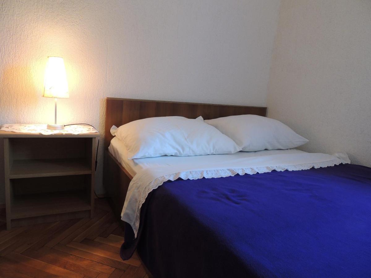 Apartman Husic Pag Town Buitenkant foto