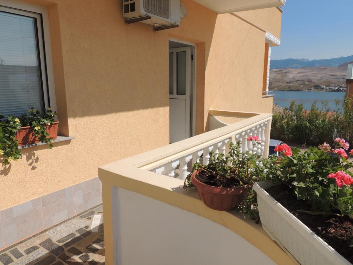 Apartman Husic Pag Town Buitenkant foto